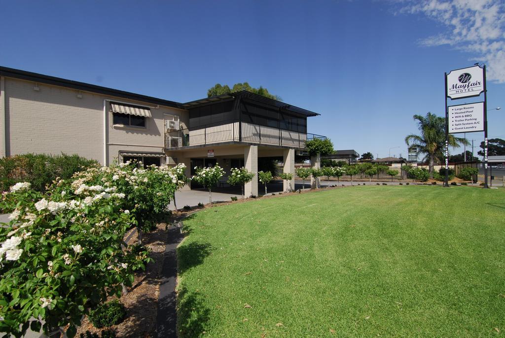 Mayfair Motel West Wyalong Ngoại thất bức ảnh