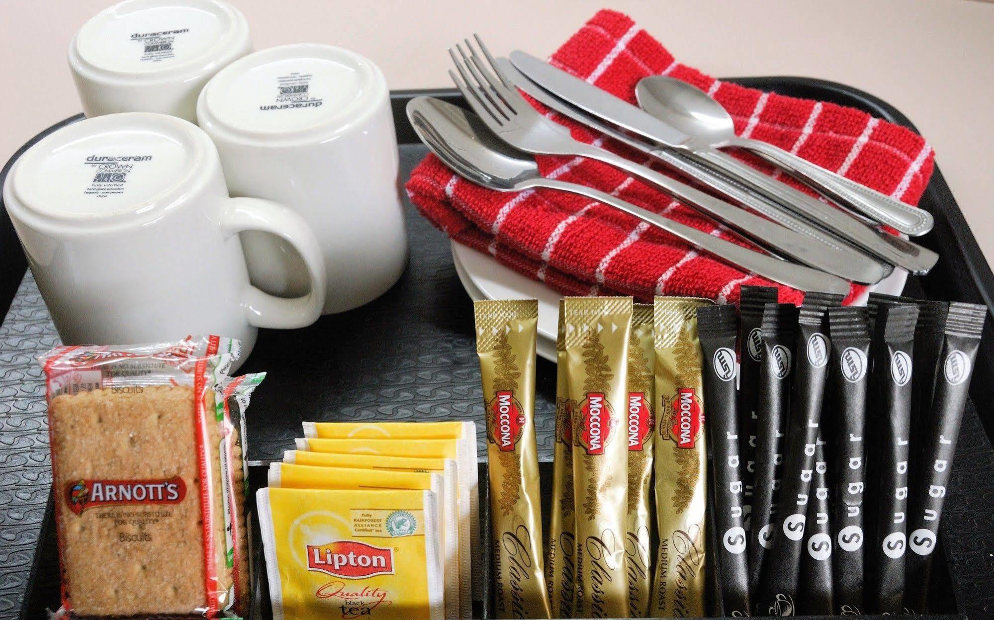 Mayfair Motel West Wyalong Ngoại thất bức ảnh